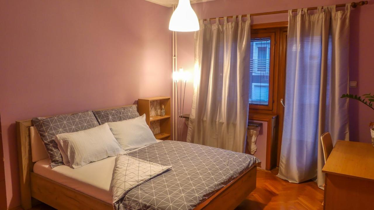 Apartment Krsta Novi Sad Esterno foto