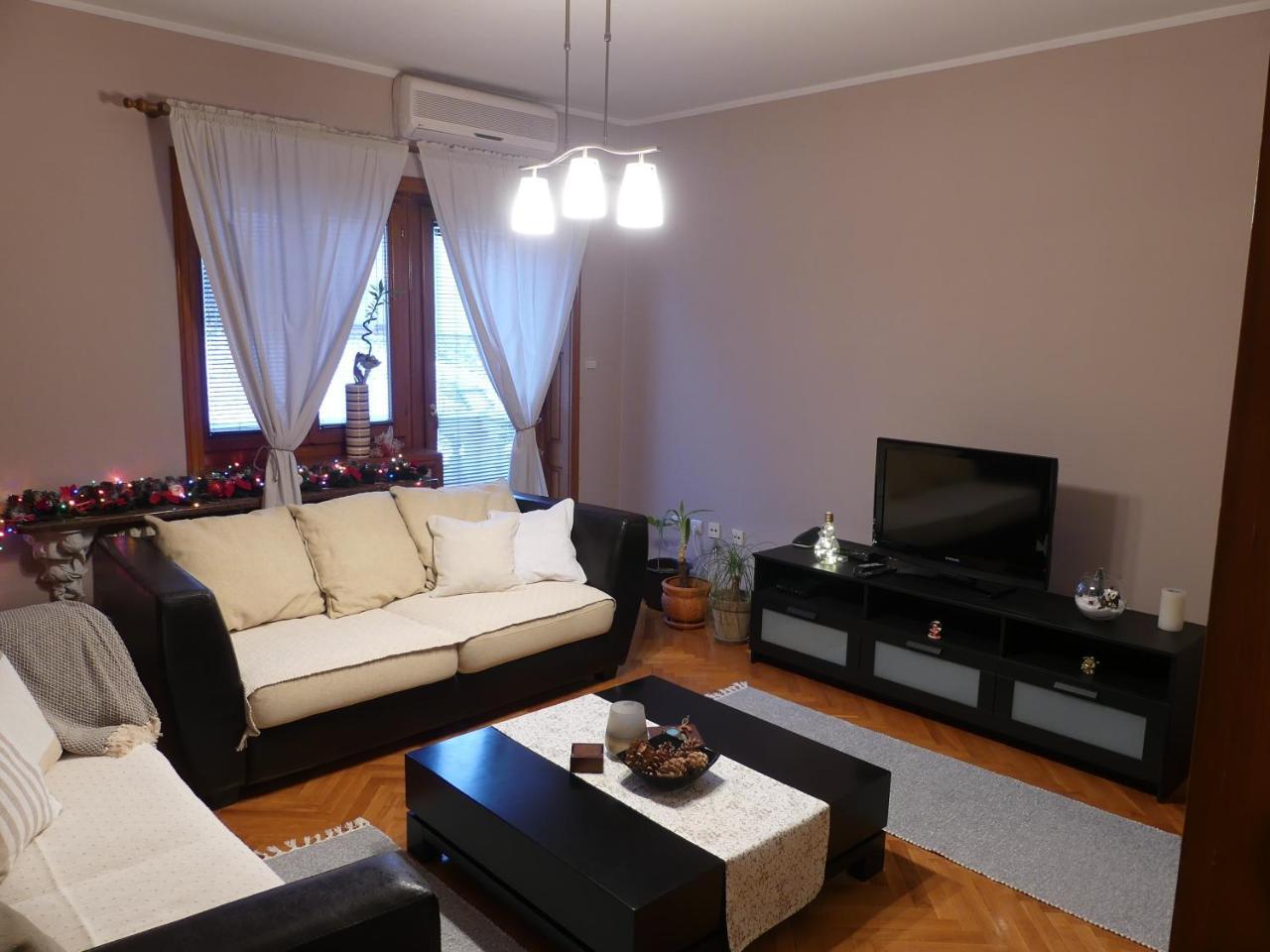 Apartment Krsta Novi Sad Esterno foto